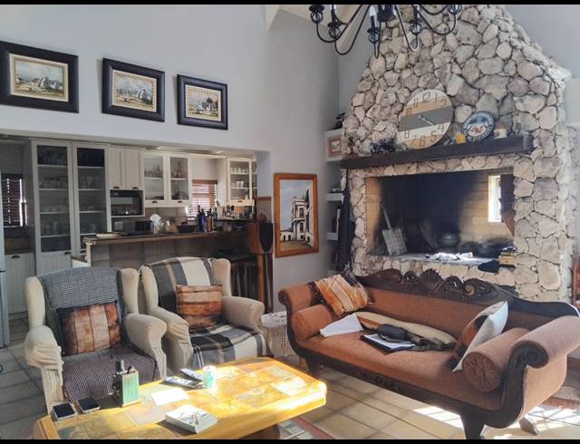 3 BEDROOM HOUSE FOR SALE IN JACOBSBAAI